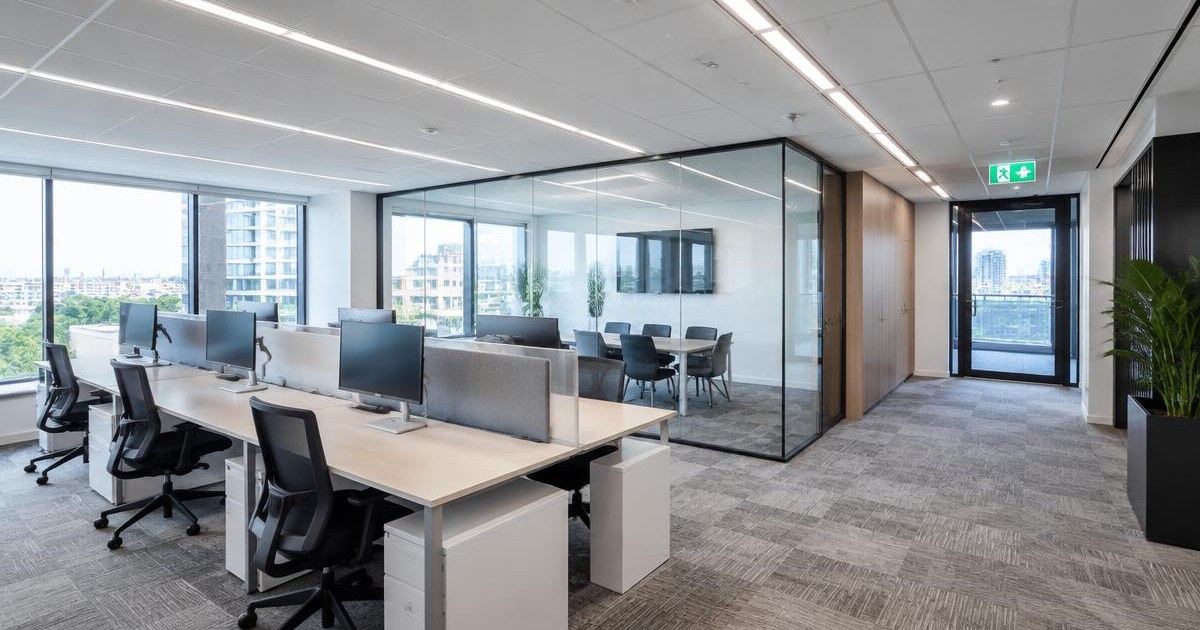 Lighting systems in commercial premises